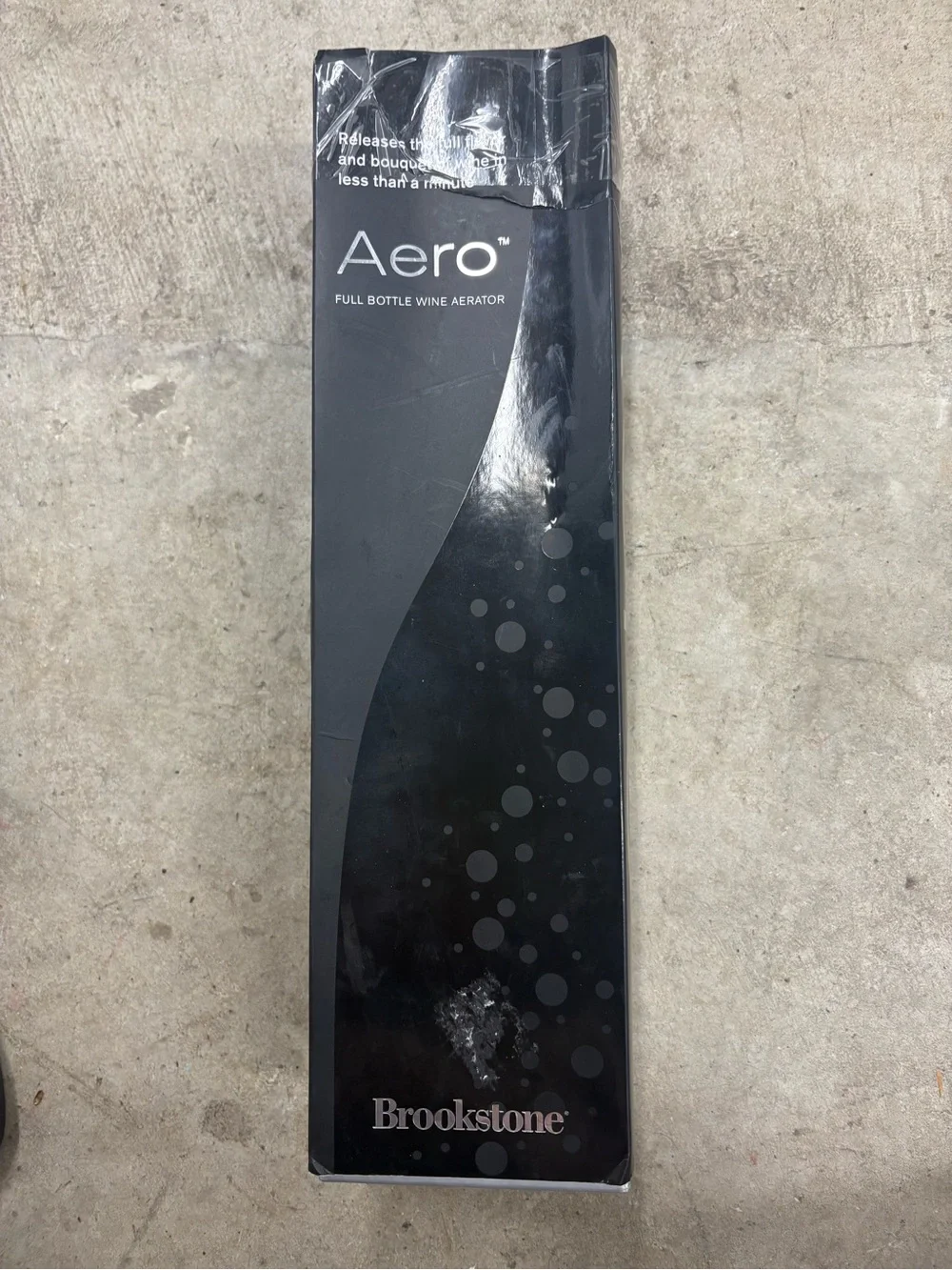 Brookstone Aero Full Bottle Wine Aerator Pourer Black/Silver Plastic/Metal